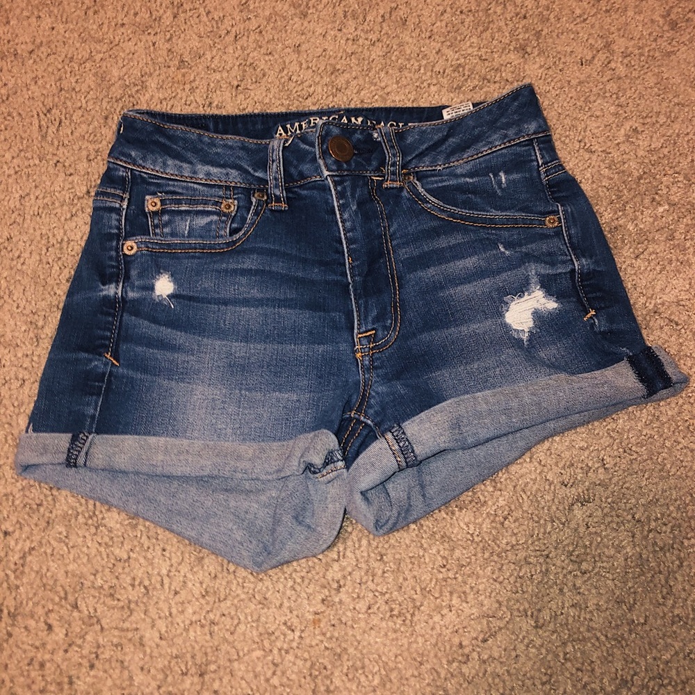 American eagle dark wash stretchy denim shorts!!!